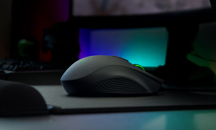 Razer Naga Trinity review - top gaming mouse with wide functionality