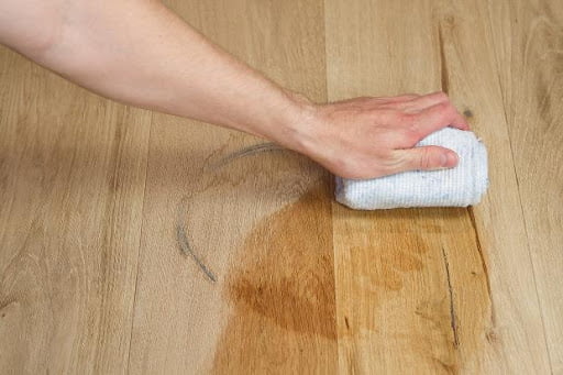 How to remove paint from linoleum