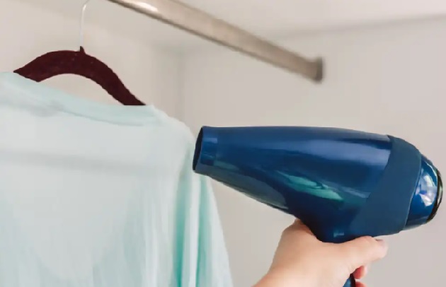 How to dry clothes quickly after blow drying
