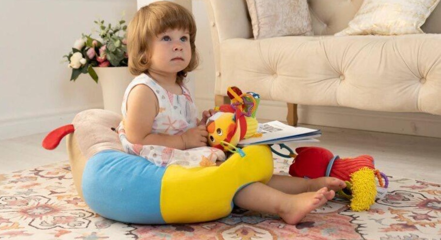 What is a BABYSOFA children’s sofa and why does a baby need it?