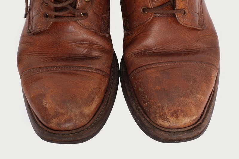 How to remove creases on leather shoes with your own hands — ways to eliminate